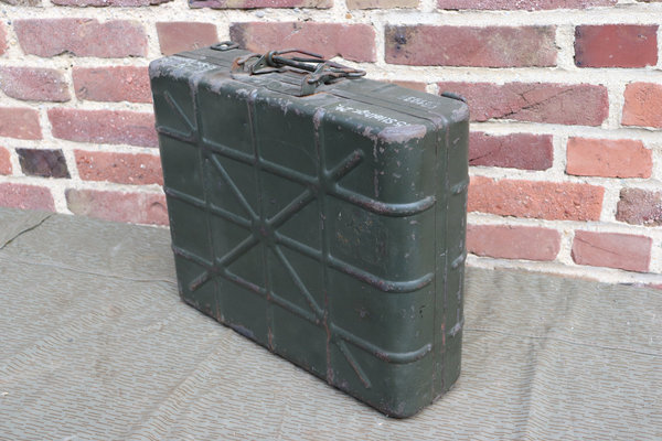 Koffer für Stielhandgranate 24
